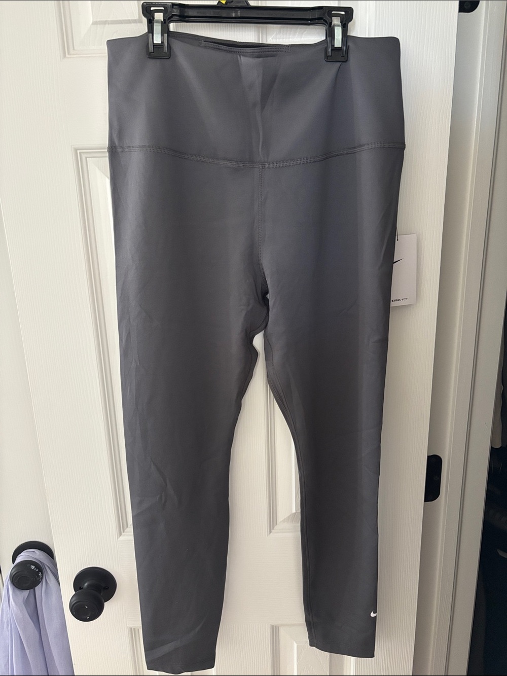Nike Women’s Charcoal Gray High-Waist Active Leggings